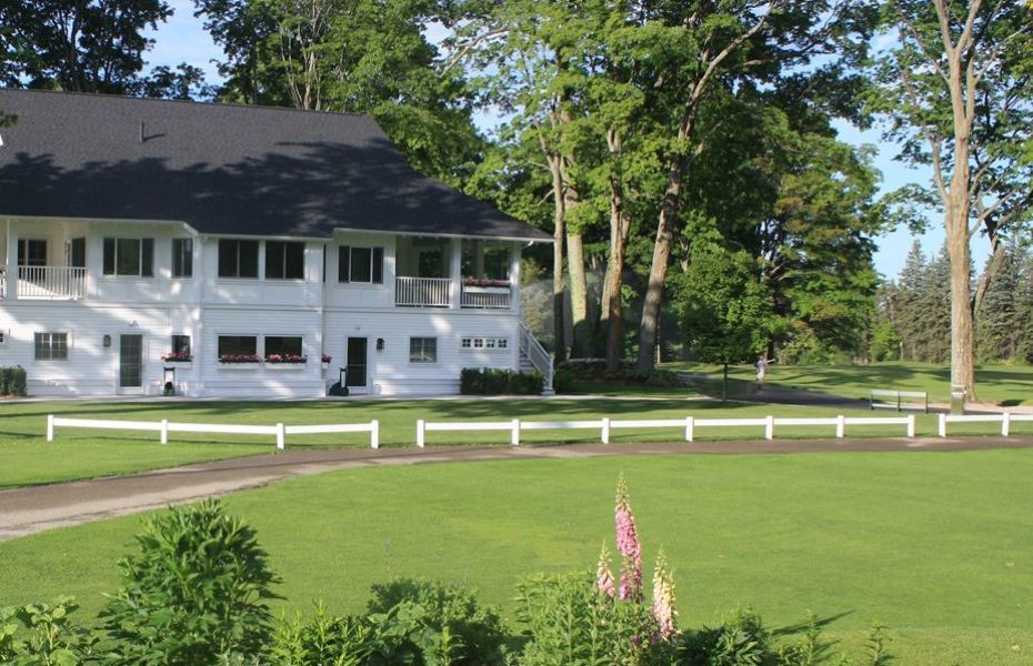 harbor springs Michigan golf homes for sale